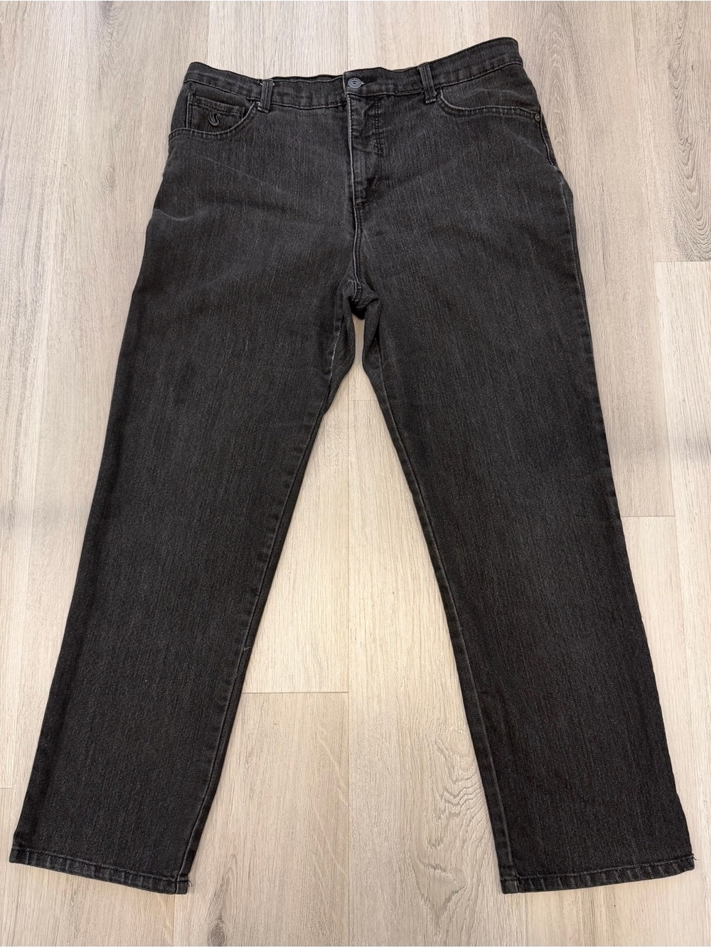 Gloria Vanderbilt Jeans Size 14 Petite Black Gray Rhinestone Pocket Straight Leg